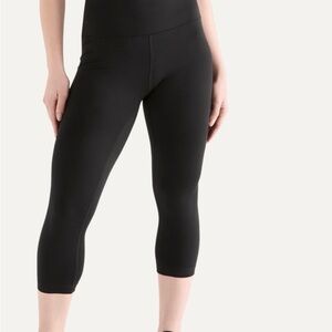 Nobull high rise capri leggings